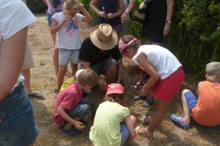 Domaine du Rayol - Activité enfant "Les mains dans la terre"