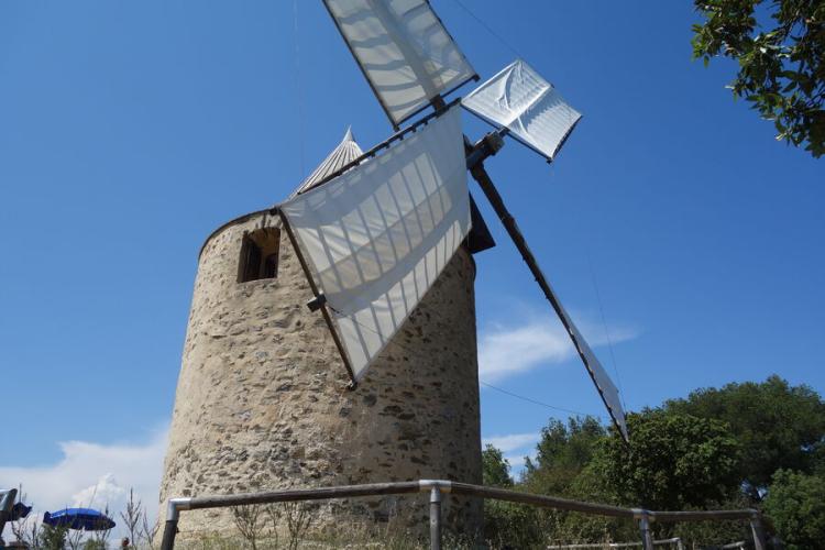 Le Moulin du bonheur à Porquerolles - Le Moulin du bonheur à Porquerolles