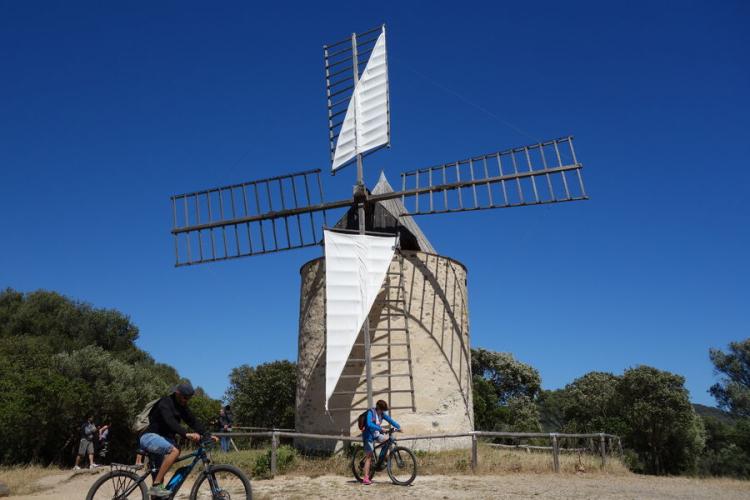 Le Moulin du bonheur à Porquerolles - Le Moulin du bonheur à Porquerolles